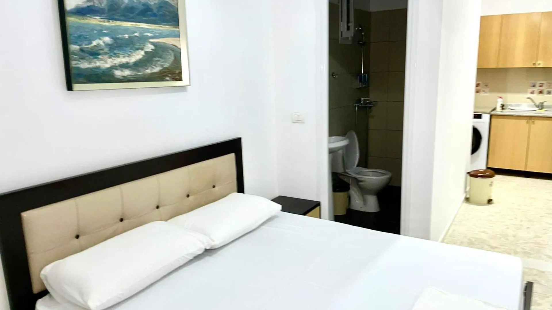 Victor House Apartman Vlora
